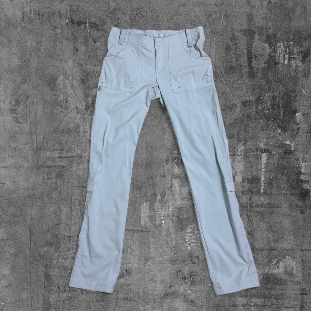 Columbia Women's Stretch Cargo Pants‎ 32" Inseam | Gorpcore Utility Outdoorsy